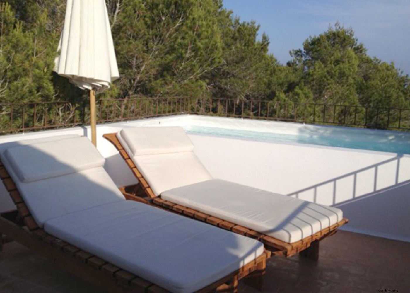 Discover Formentera: Turquoise Beaches, Stunning Sunsets & Serene Island Life