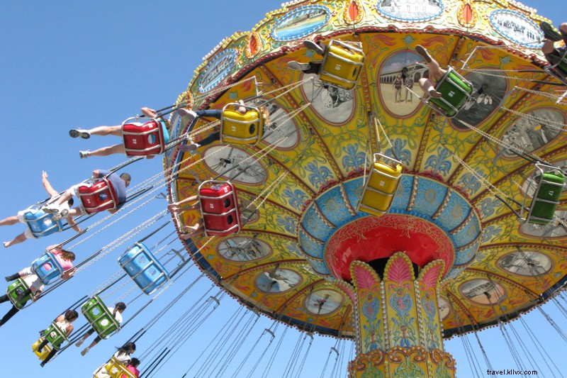 Santa Cruz Getaway: From Bay Area to Iconic Boardwalk Adventures