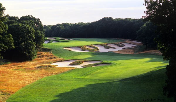 Top Golf Courses Near New York City: Premier Destinations for Golf Lovers