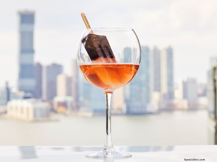 Discover Unmissable Summer Experiences in the City: Movies, Picnics & Hotels