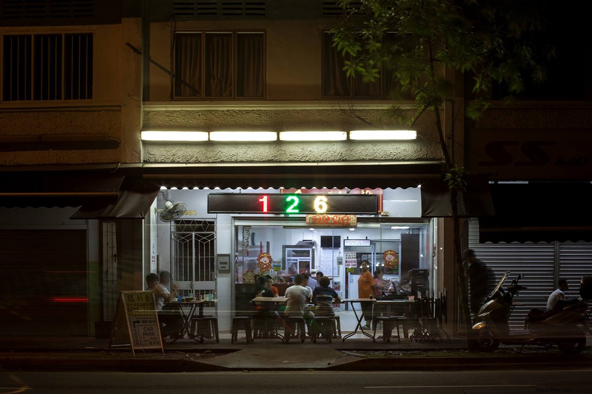 Maximize Your Changi Airport Layover: Top Tips to Explore Singapore