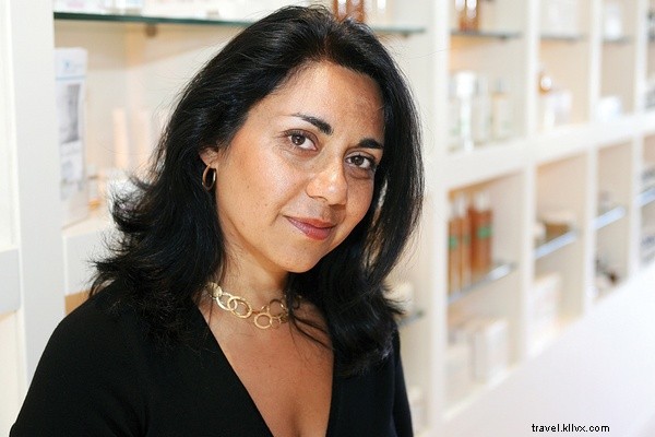 11 Expert Tips to Look Radiant and Beautiful While Traveling