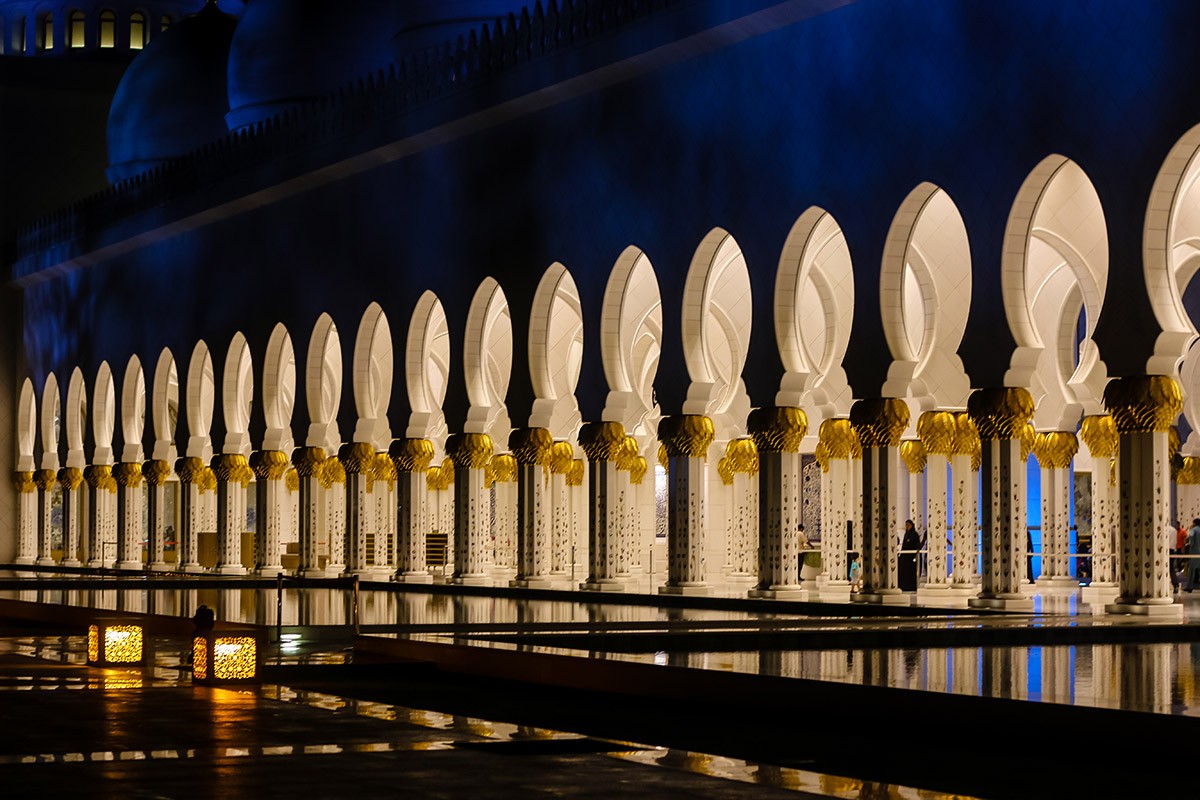 Maximize Your Abu Dhabi Layover: Top Activities, Tips & Itinerary