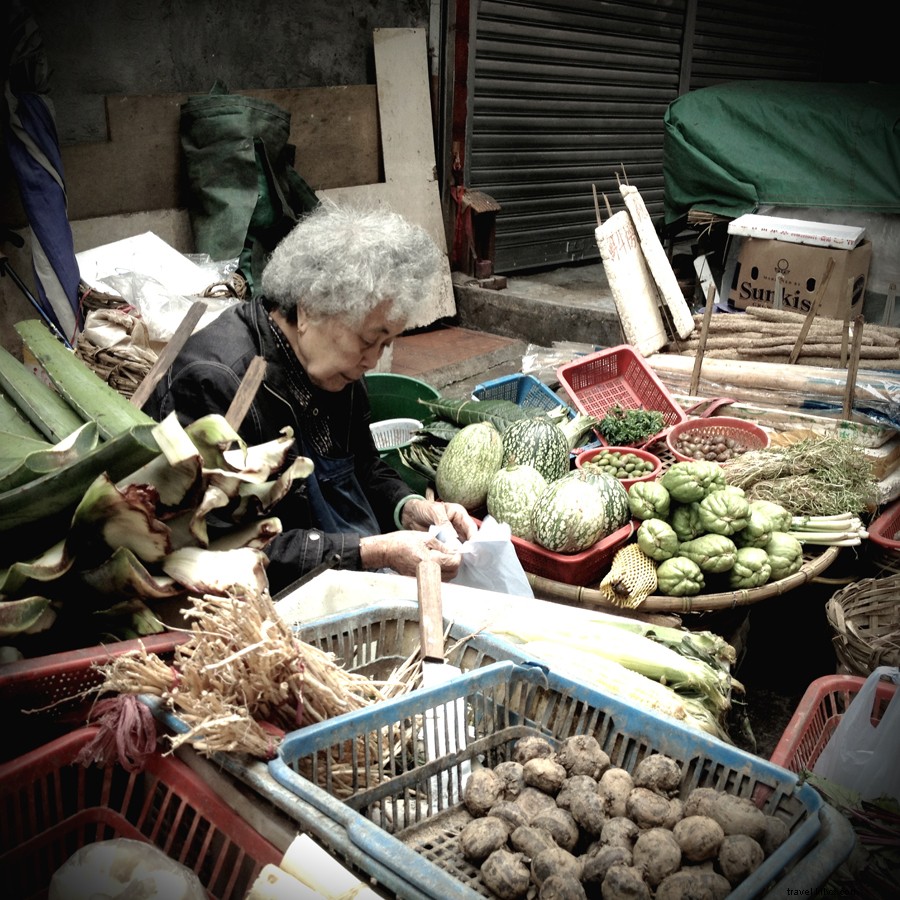 Maximize Your Hong Kong Layover: Top Tips for Hours or Overnight