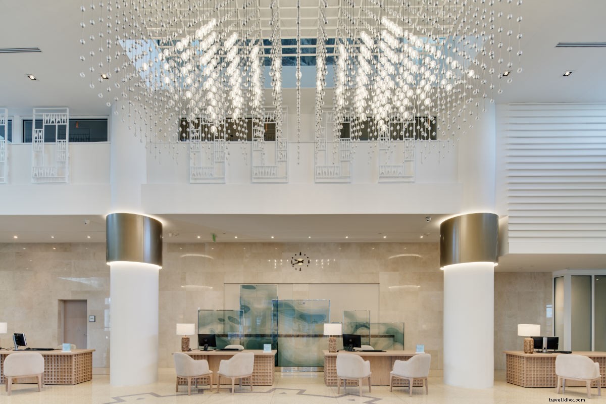 Carillon Miami Wellness Resort: Luxury Spa Escape Amid Sun, Beaches & Art