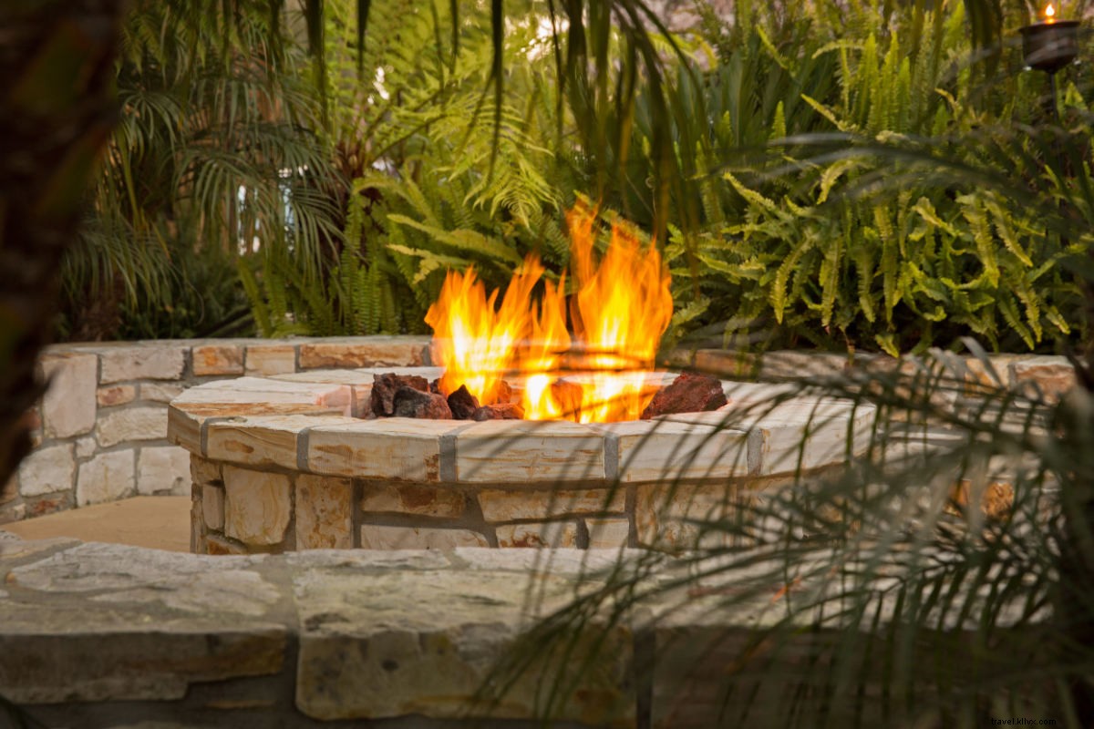 Tradewinds Carmel-by-the-Sea: Laid-Back Cal-Asian Fusion Retreat from $209