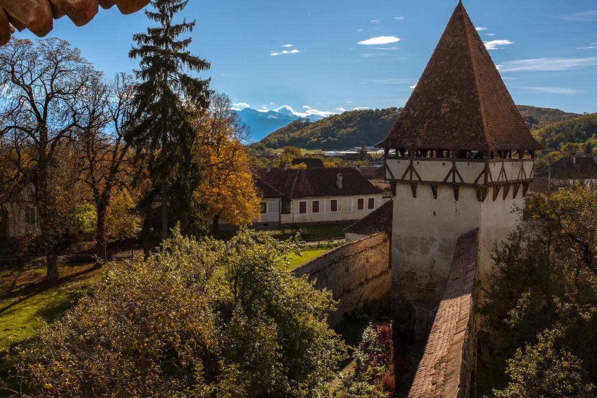 Experience Romania Through All Five Senses: See, Taste, Touch, Smell, and Hear