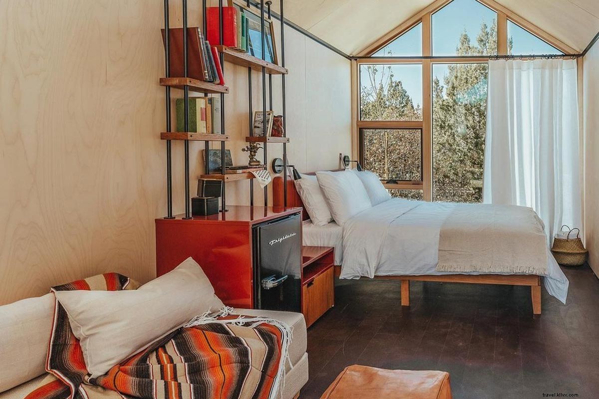 Elevate Glamping: Vintage Airstream Retreat with Private Drive-In Movie Theater