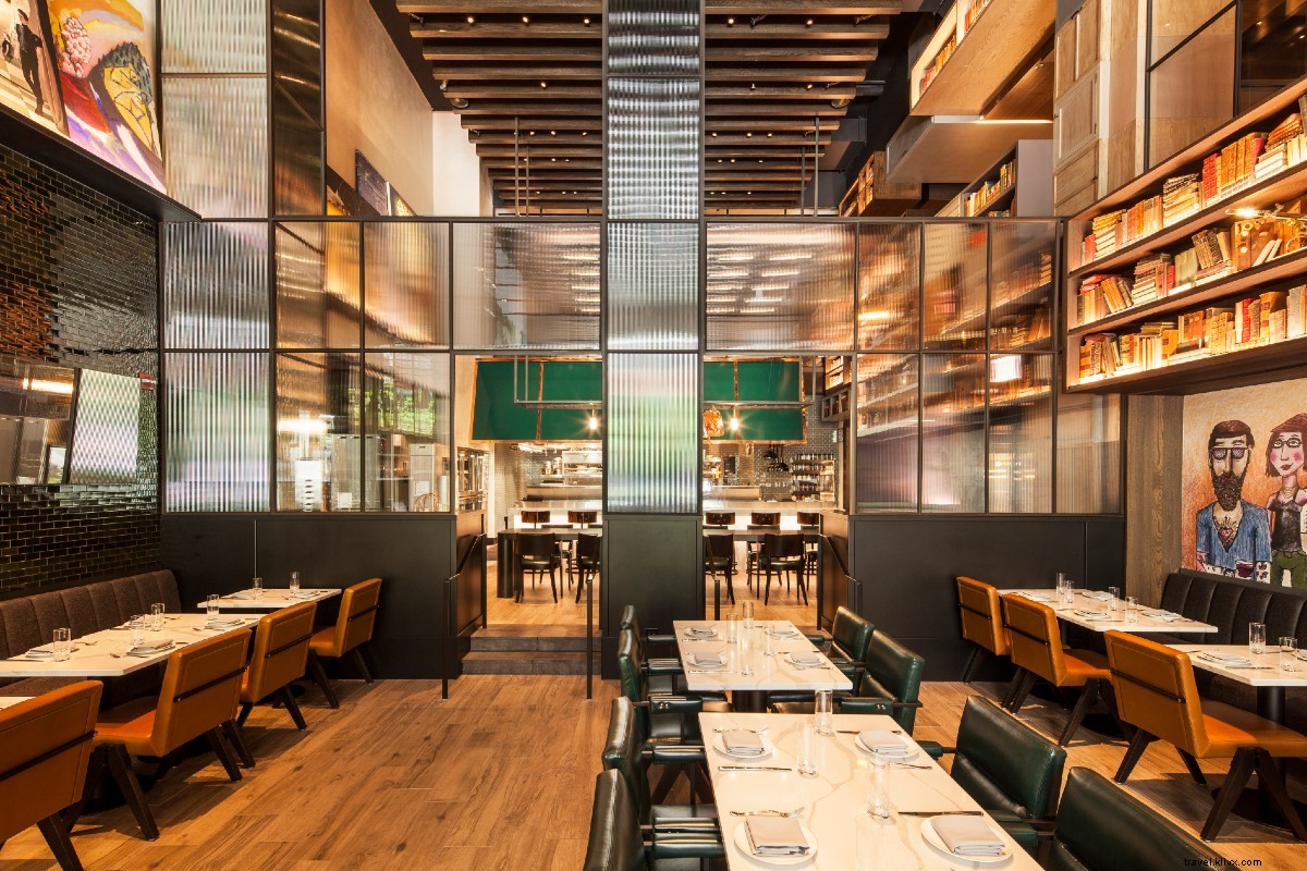 Hotel EMC2 Chicago: Robotic Innovation Meets Luxury in Streeterville