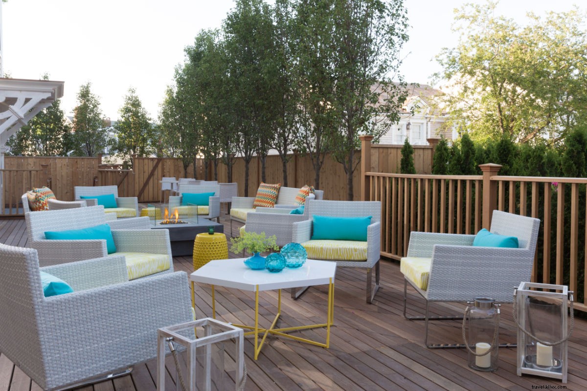 Untuck in Style: Discover 21 Broad s Beachy Urban Edge in Nantucket This Summer