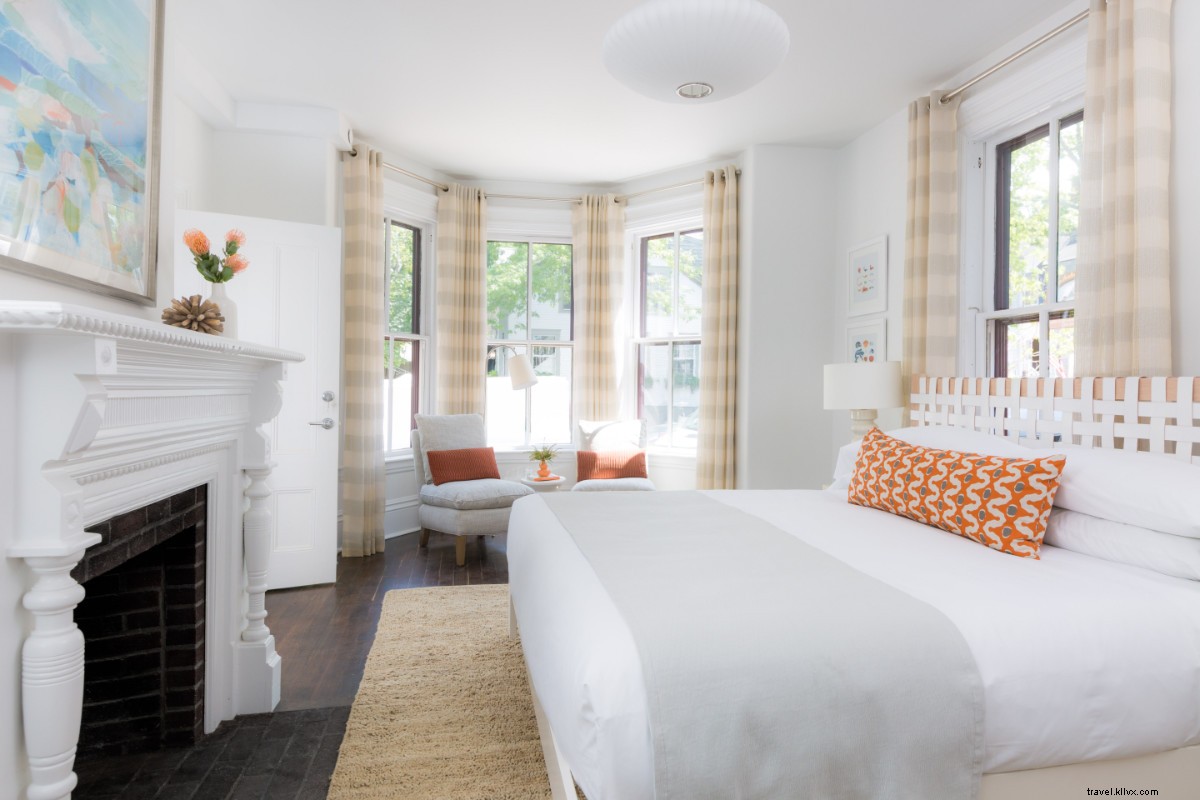 Untuck in Style: Discover 21 Broad s Beachy Urban Edge in Nantucket This Summer
