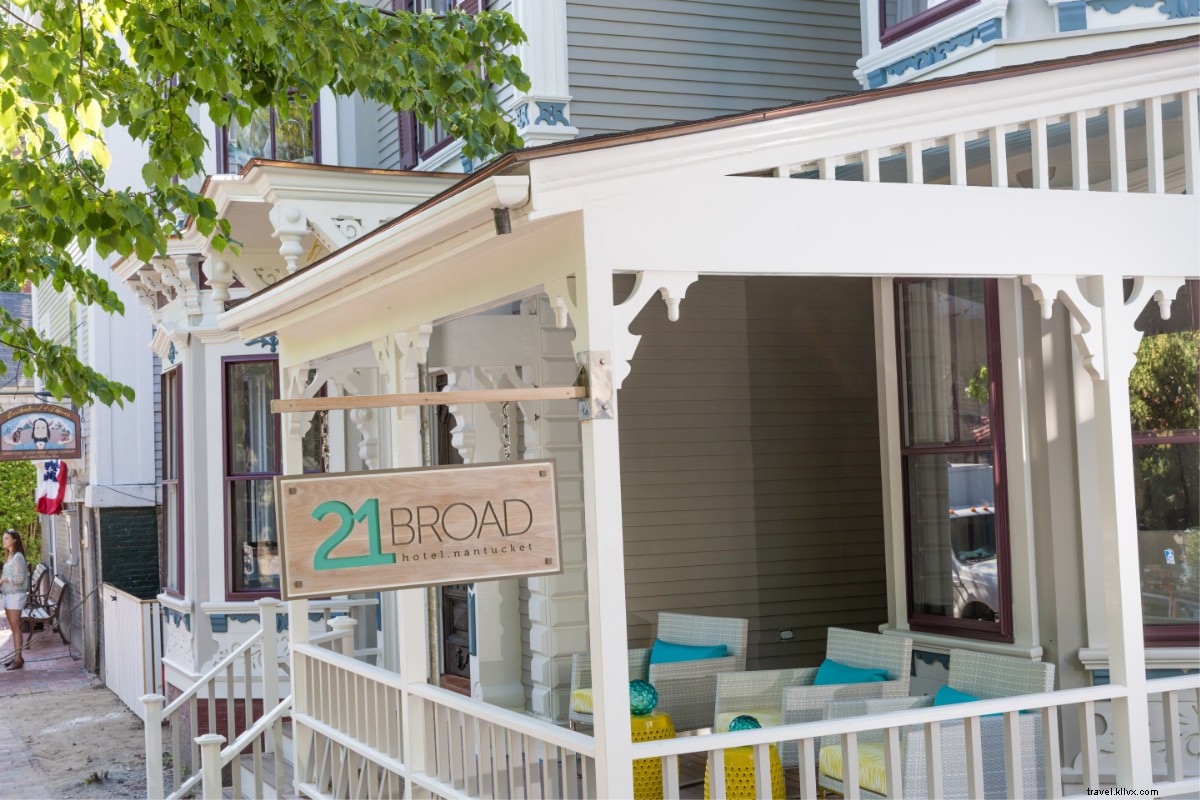 Untuck in Style: Discover 21 Broad s Beachy Urban Edge in Nantucket This Summer