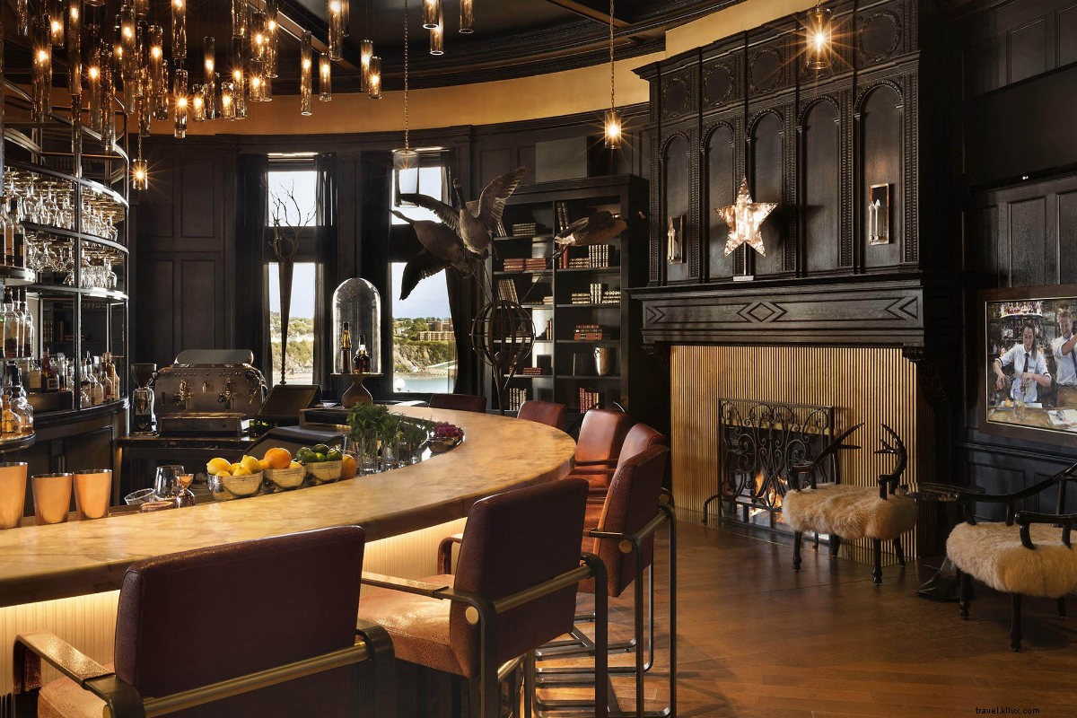 Discover Québec City s Magical Winter Wonderland: Embracing the Chill