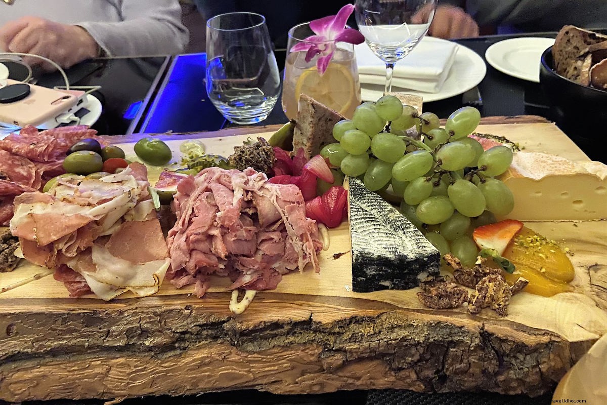 Discover Québec City s Magical Winter Wonderland: Embracing the Chill