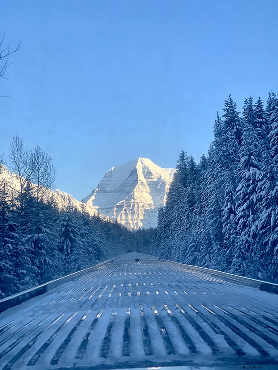 Journey to Canada s Winter Wonderland: A Scenic One-Way Train Adventure