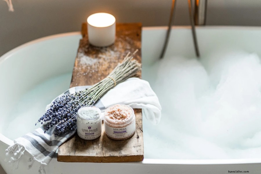 3 Nashville Brands: Candles, Cookies & Accessories Empowering Communities with Style