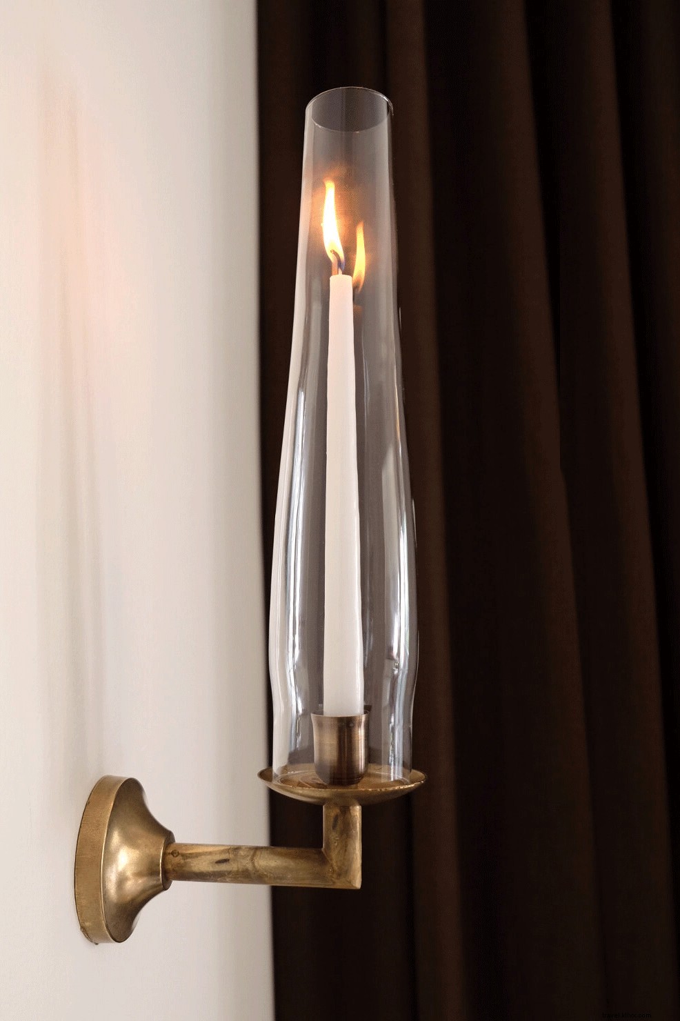 Embrace Winter Coziness: Recreate New York s Iconic Lodge Hotel at Home