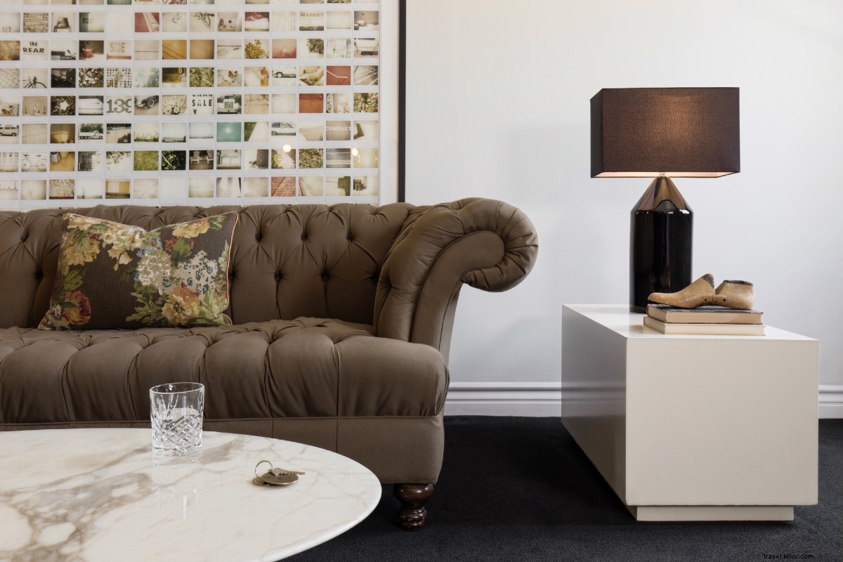 Feel at Home in West Hollywood: Palihouse s Timeless Charm and Luxury