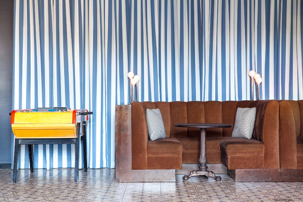 Feel at Home in West Hollywood: Palihouse s Timeless Charm and Luxury