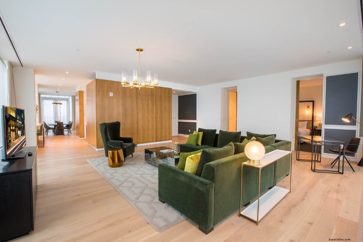 Hotel Alessandra: Houston s Modern Classic Gem from $199