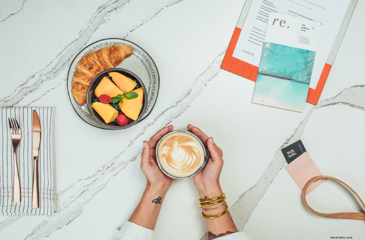 Hotel Renew: Waikiki s Affordable, Chic Boutique Wellness Retreat