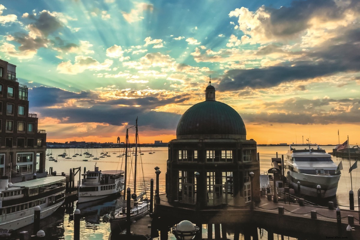 Boston Harbor Hotel: Premier Luxury on Boston s Historic Waterfront