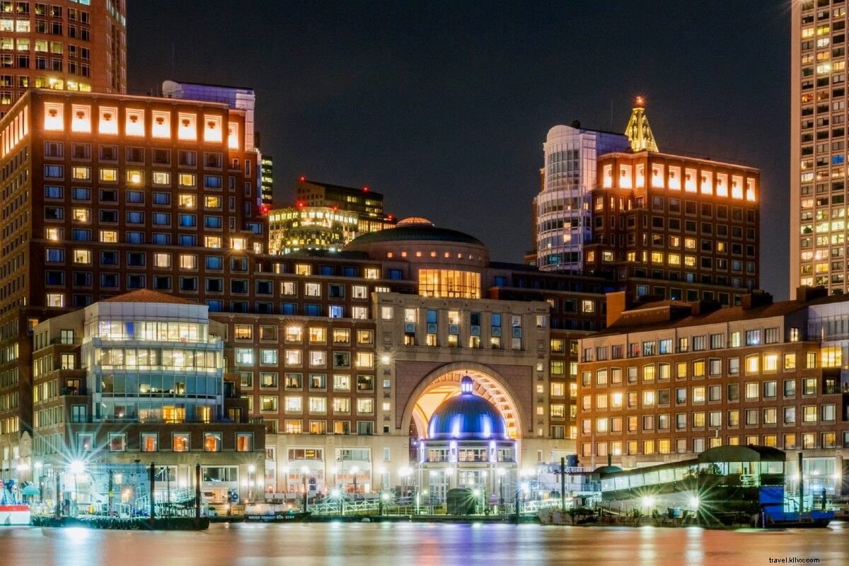 Boston Harbor Hotel: Premier Luxury on Boston s Historic Waterfront