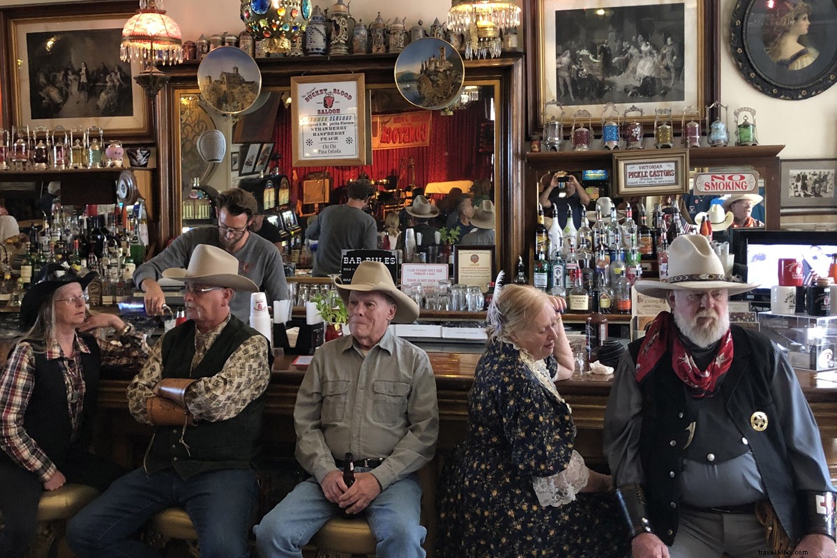 Epic Nevada Road Trip: Haunted Houses, Whack-a-Moles & Blood Saloons in the Wild West