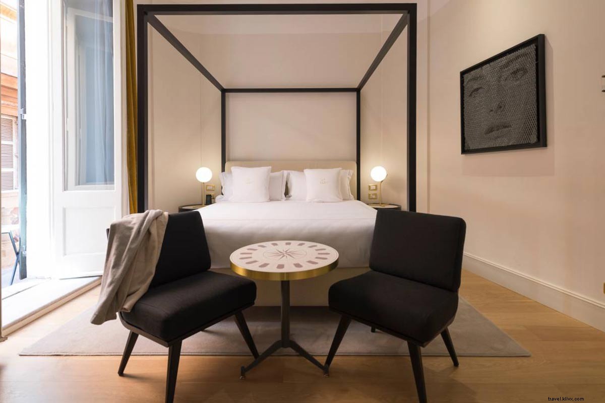 Elizabeth Unique Hotel: Luxurious Private Palazzo Stay Near Rome s Spanish Steps