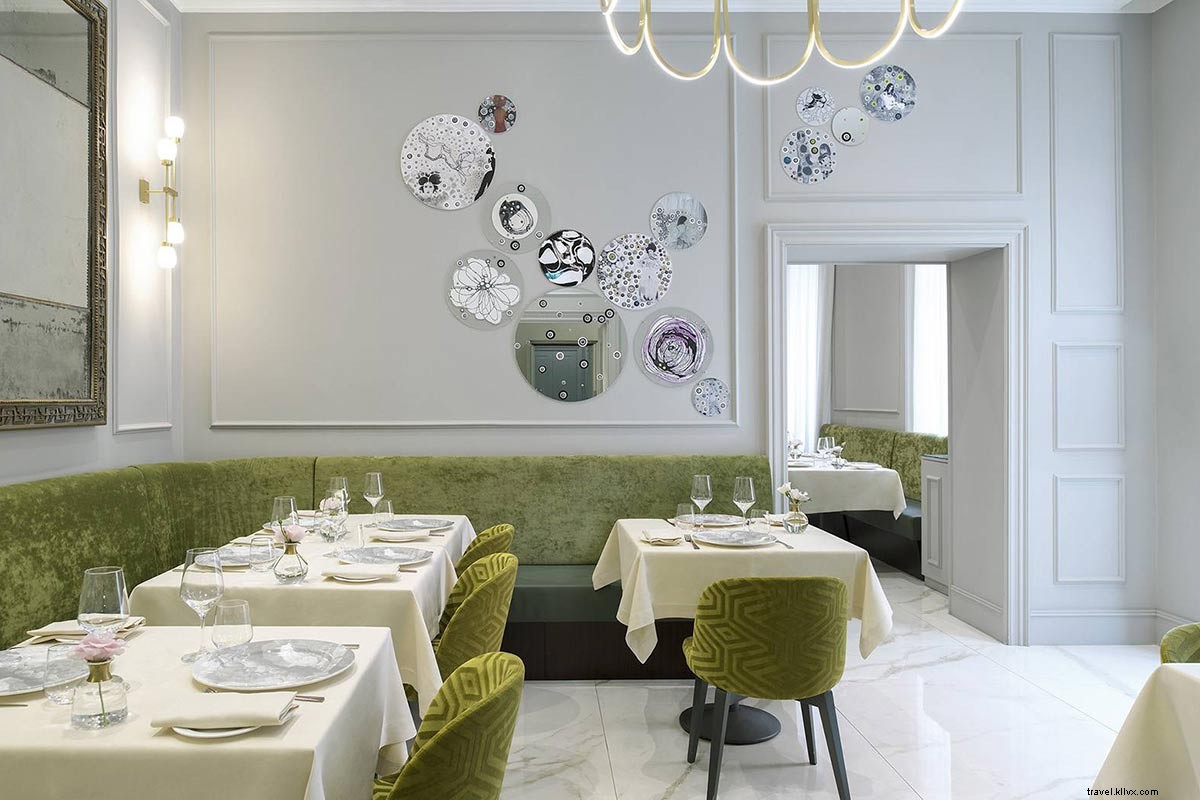 Elizabeth Unique Hotel: Luxurious Private Palazzo Stay Near Rome s Spanish Steps