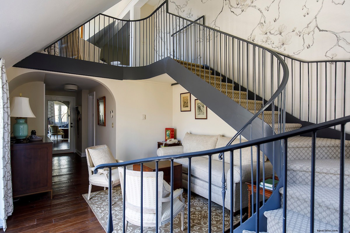 Blantyre: Where the Gilded Age Fantasy Thrives in Luxurious Elegance