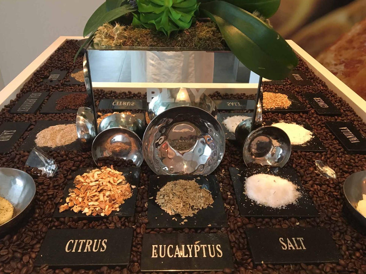 Eau Palm Beach Resort: Signature Scrubs and Unrivaled Luxury Await