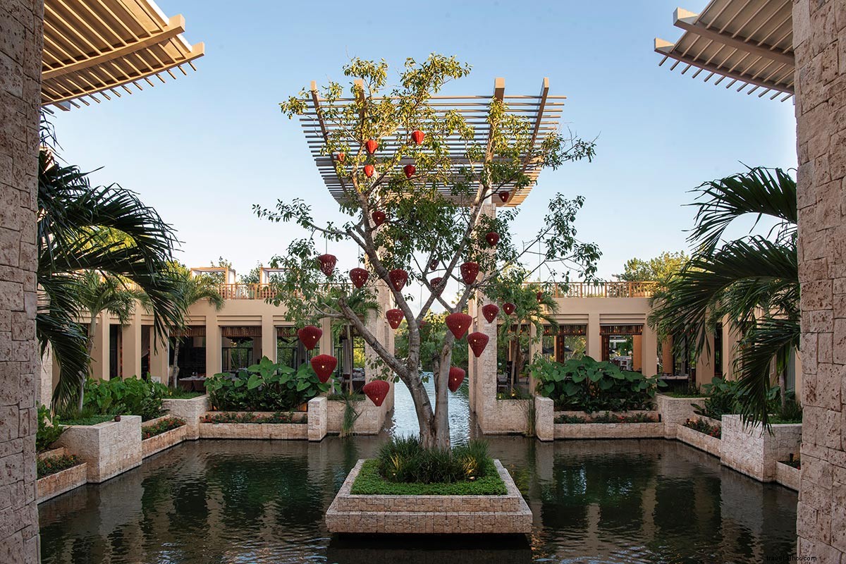 Banyan Tree Mayakoba: Luxurious Jungle Retreat in Riviera Maya