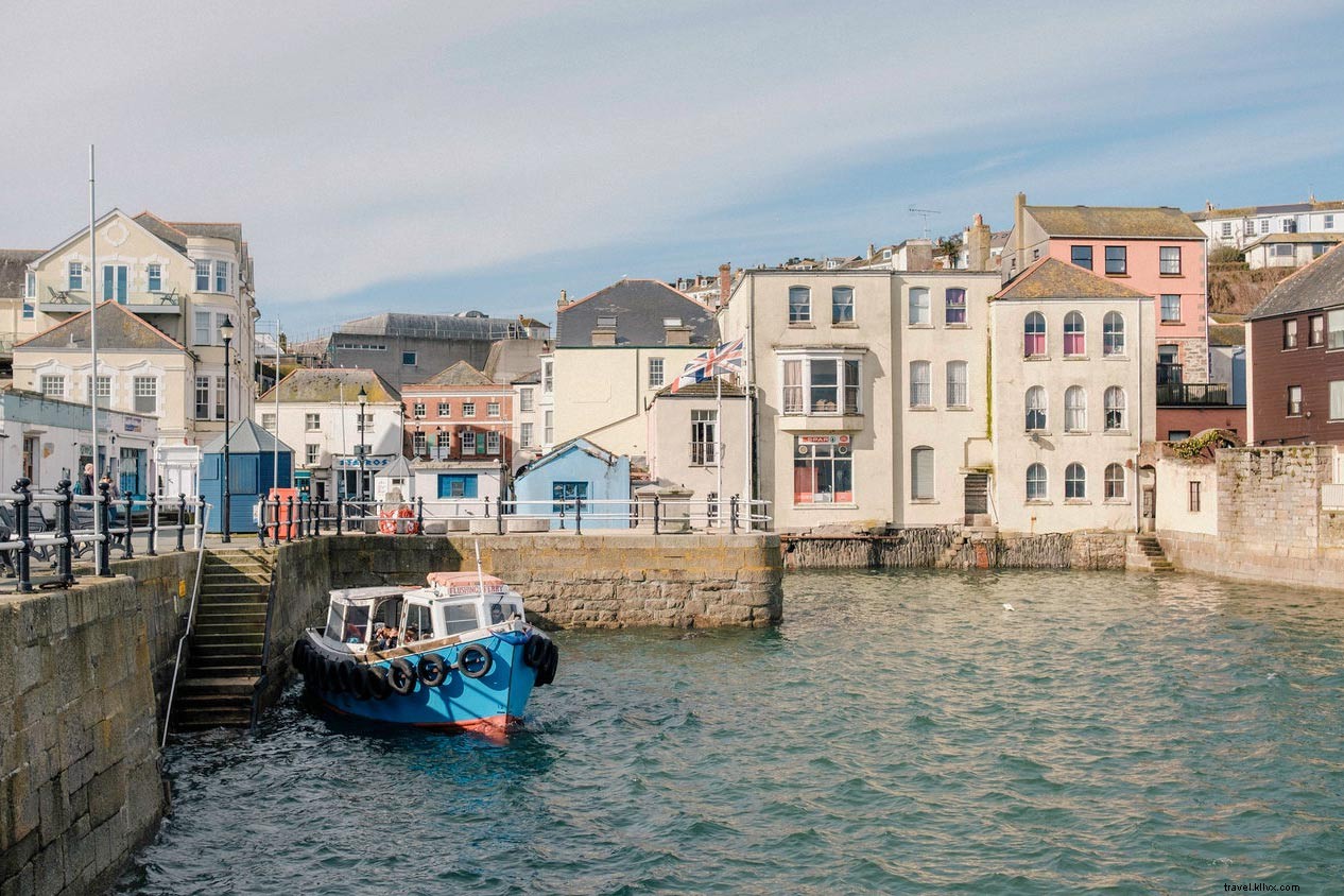 Curated Travel Gems: Our Favorite Links from February 16, 2019