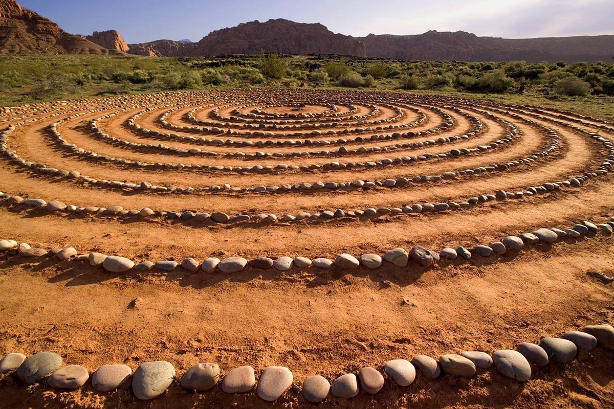 Rejuvenate Your New Year: Adventure, Hiking & Wellness at Red Mountain Resort, Utah Desert