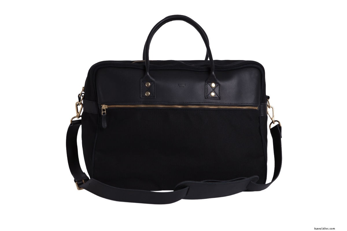 17 Charming Global Gift Ideas Under $300 for Avid Travelers