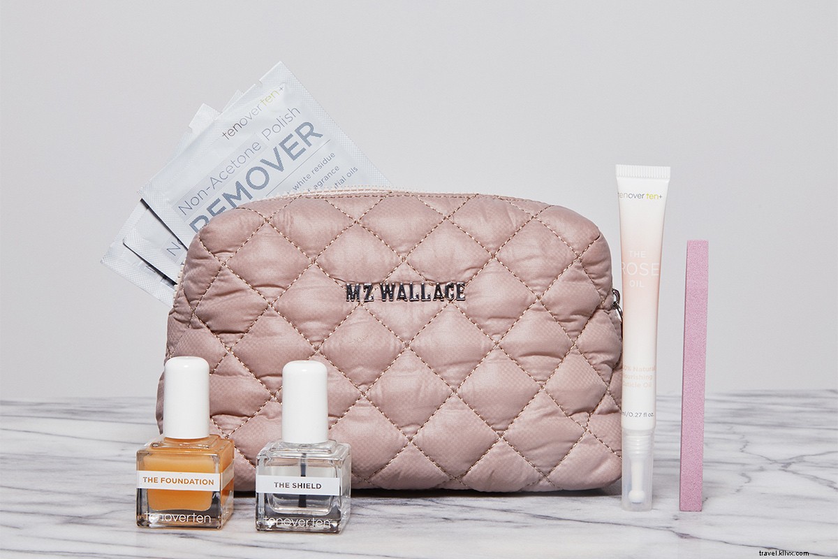 12 Thoughtful Travel Gifts for Globetrotters Under $150