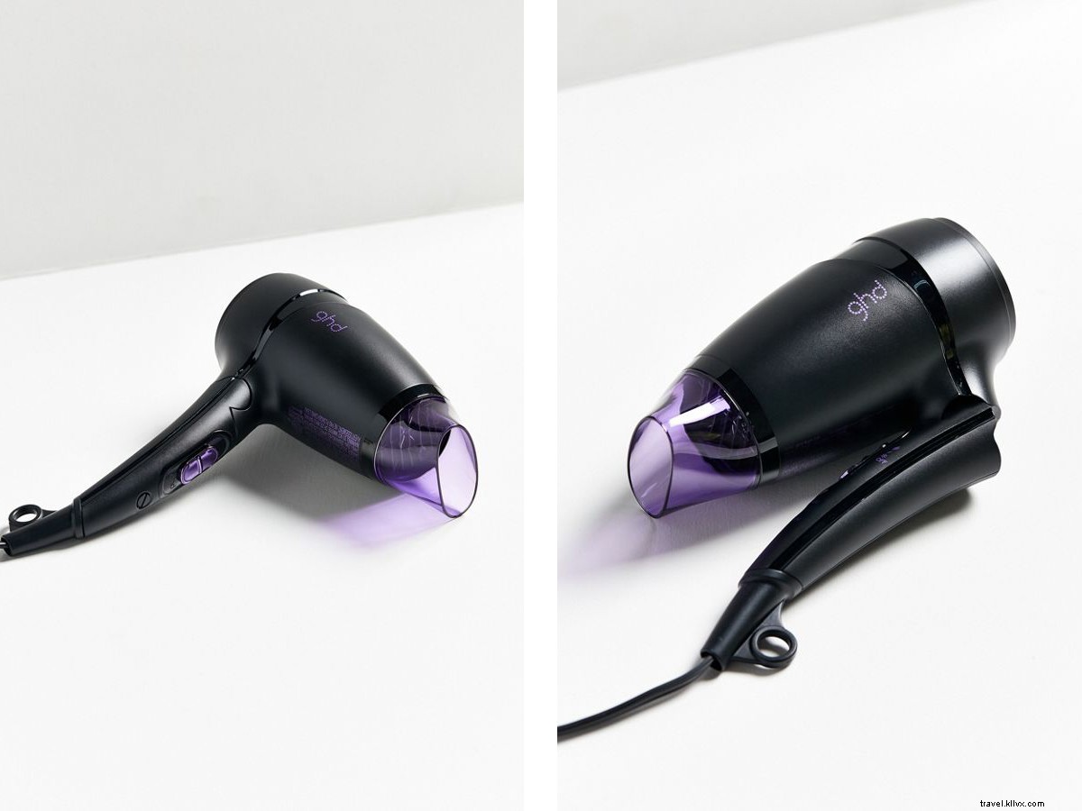 12 Thoughtful Travel Gifts for Globetrotters Under $150