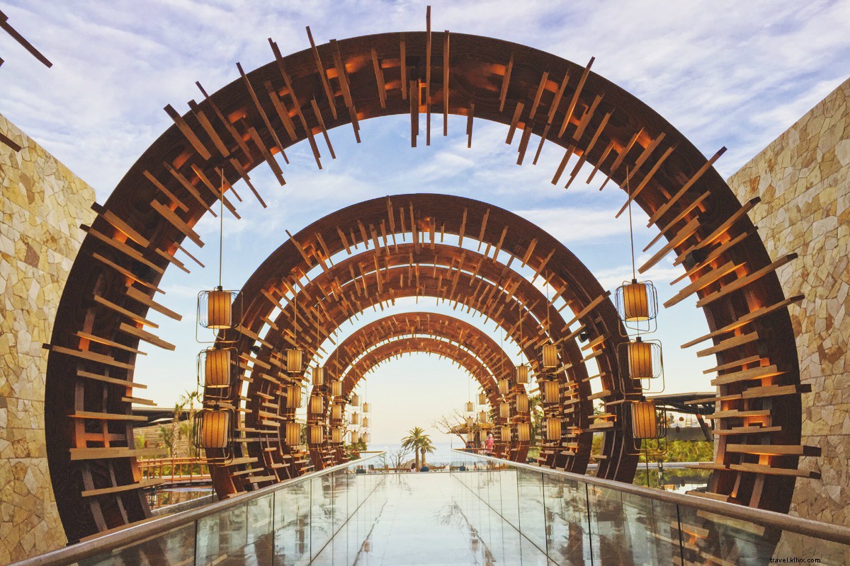 Handpicked Travel Links We Love: September 8, 2018 Edition