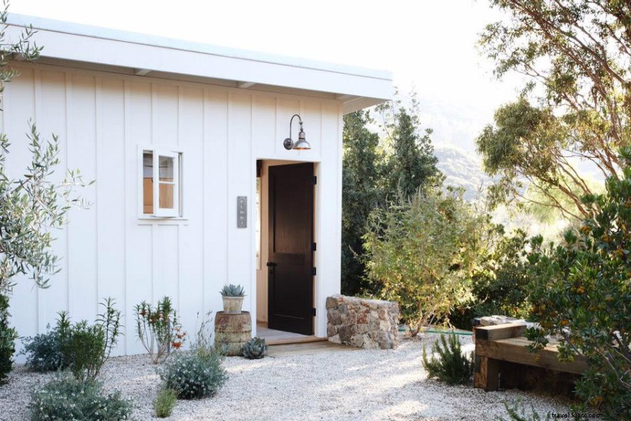 Discover 10 Unforgettable Off-Grid Retreats, Group Adventures & Epic Expeditions