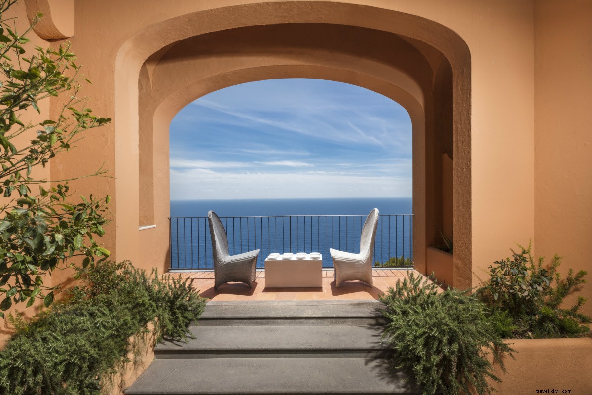 Punta Tragara: Capri s Cliffside Villa with Exclusive Sea Views