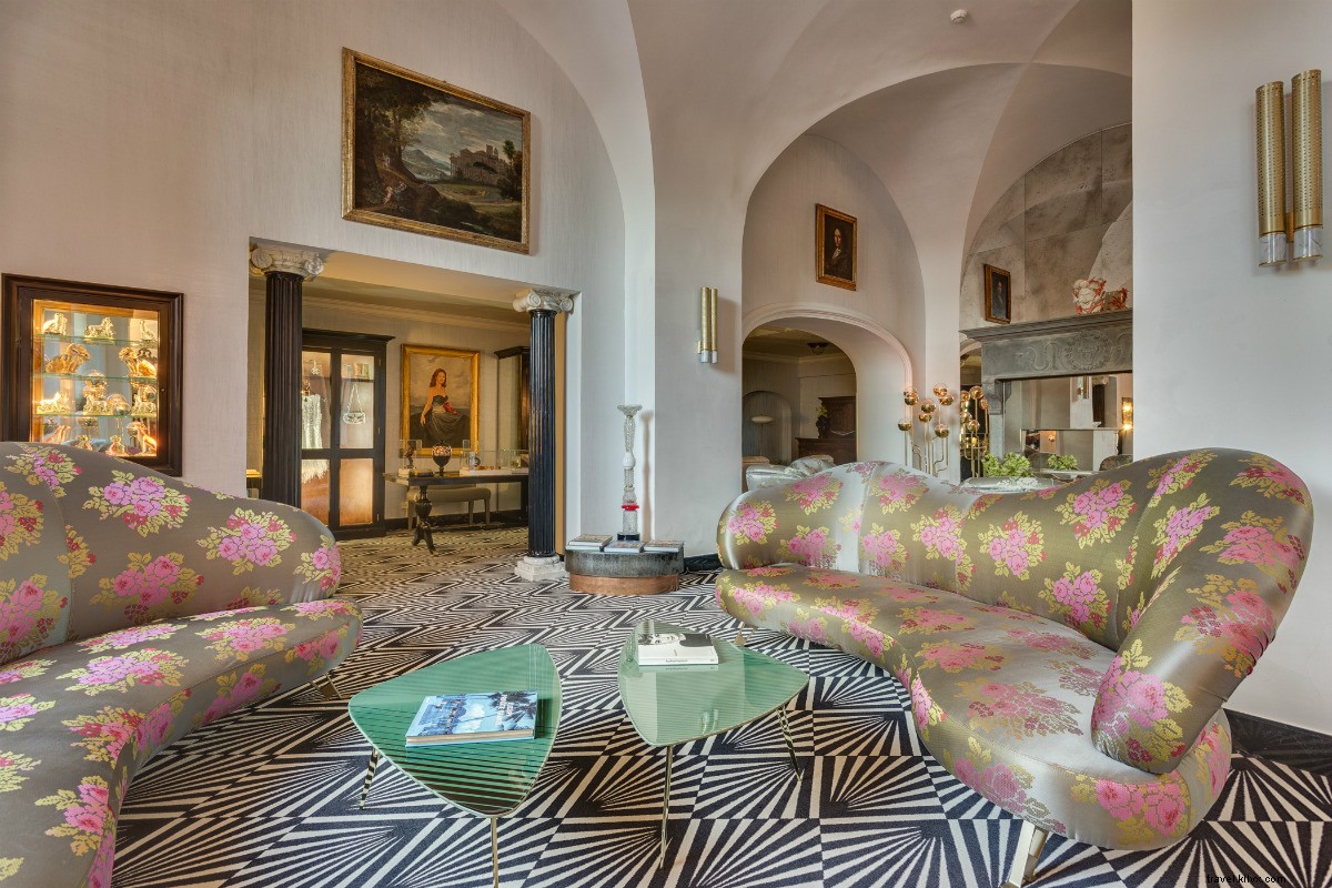 Punta Tragara: Capri s Cliffside Villa with Exclusive Sea Views