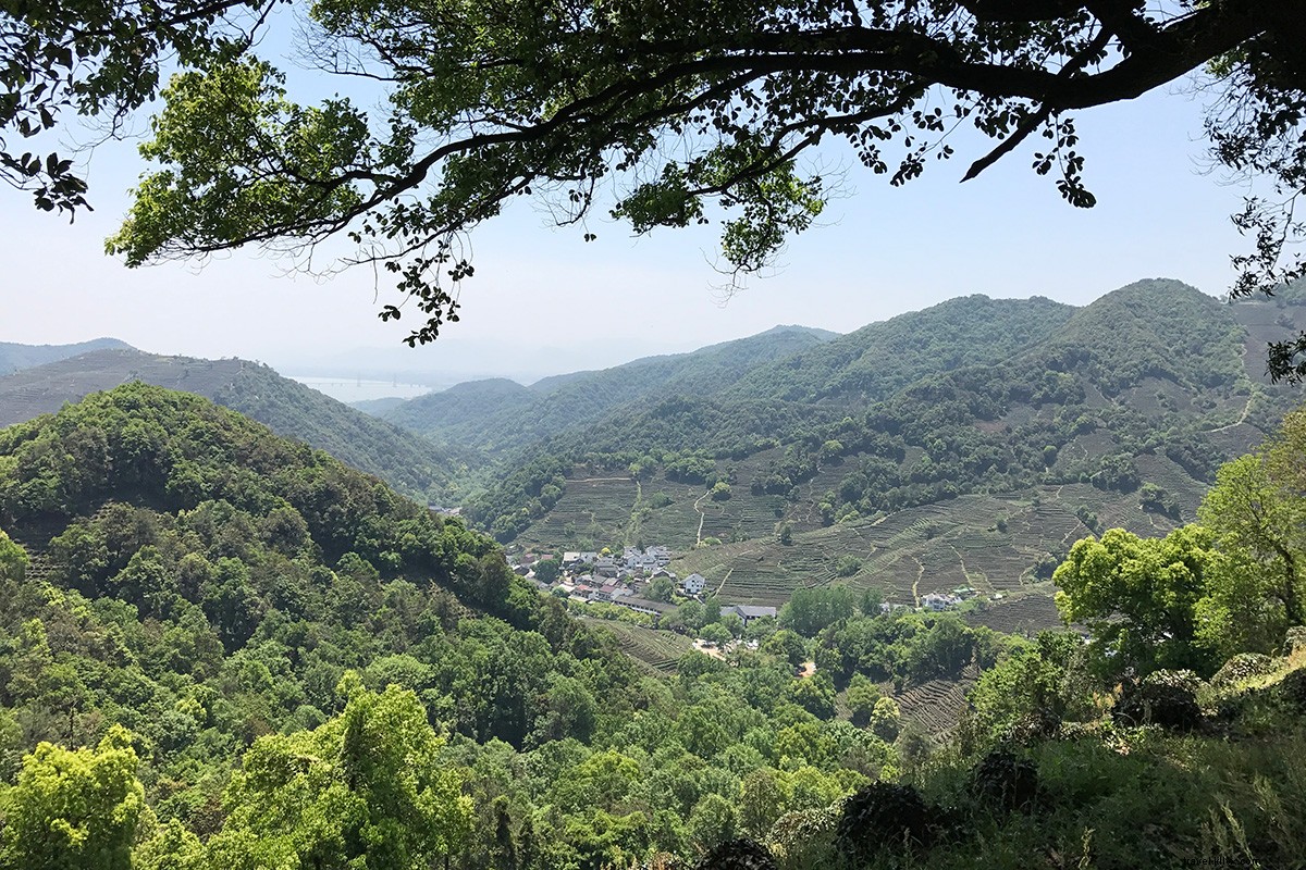 Escape Shanghai & Beijing: Invigorating Hikes in China s Stunning Countryside