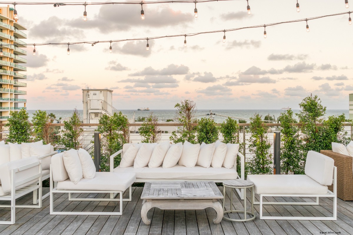 The Betsy South Beach: Artistic Beachfront Luxury in Vibrant Miami