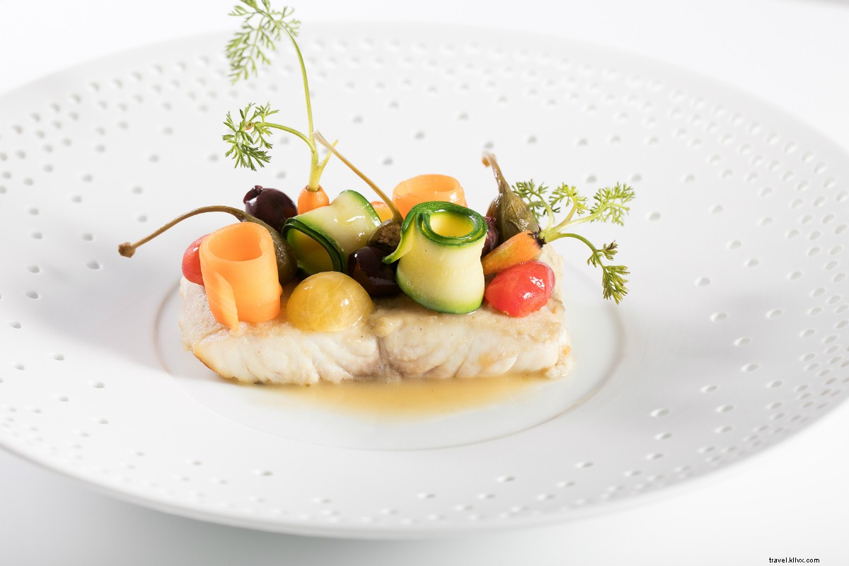 Casa Angelina: 50 Shades of Blue & 15 Shades of White on the Amalfi Coast