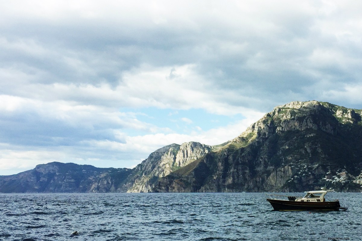 Casa Angelina: 50 Shades of Blue & 15 Shades of White on the Amalfi Coast