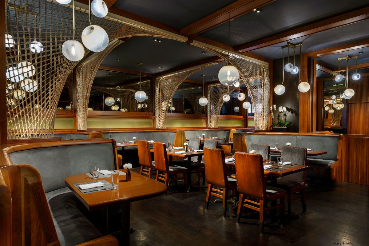 Royalton Hotel: Cozy Four-Star Boutique in the Heart of Midtown Manhattan