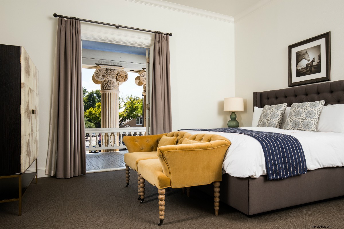 8 Stylish Austin Hotels Under $250/Night: Rooftop Pools, Fine Dining & More