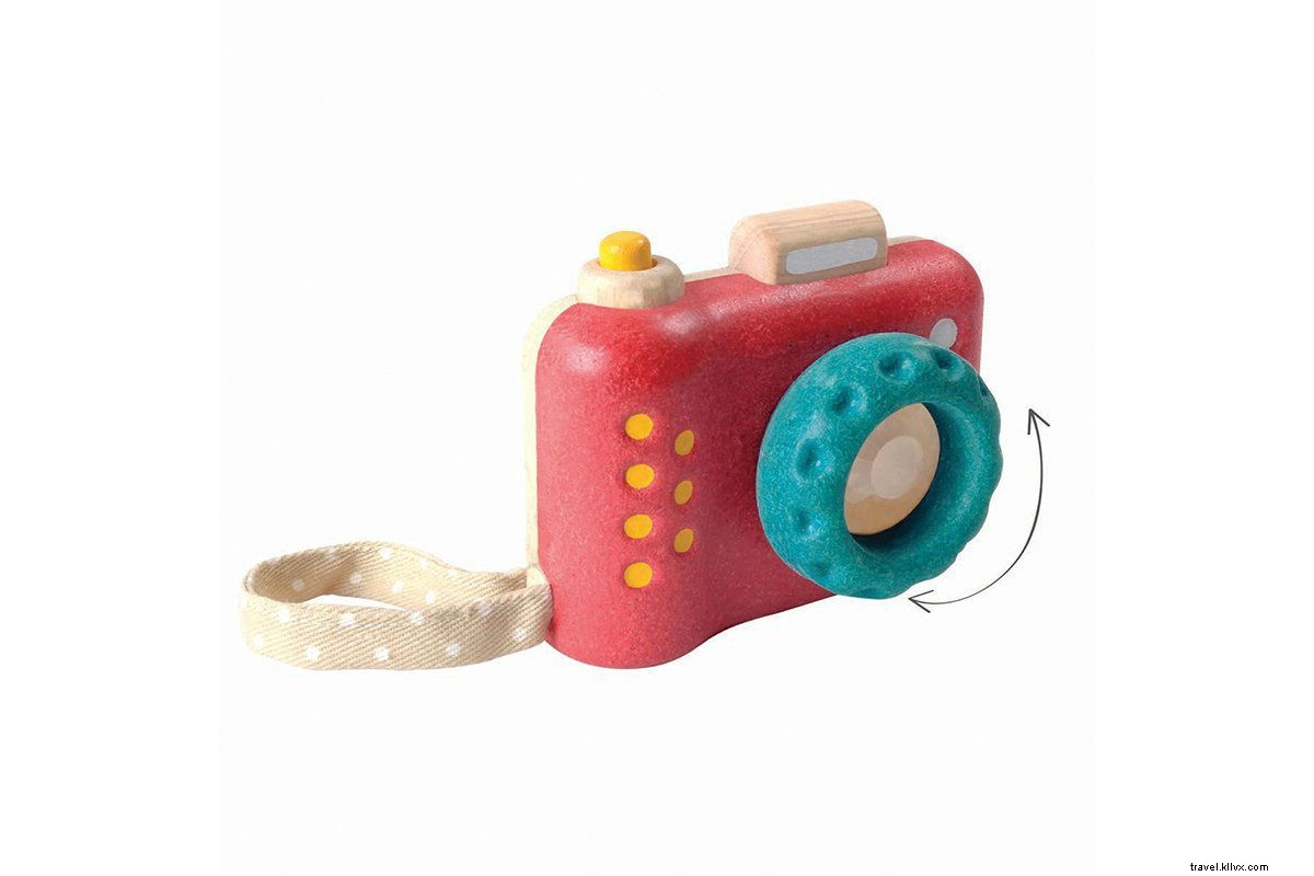 15 Best Travel-Friendly Gifts for Kids: Portable Toys & Gear for Globetrotters