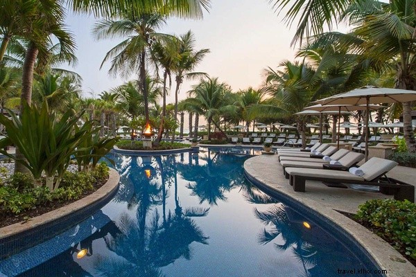 Master Travel Stress: How Meditation Enriches Your Journeys